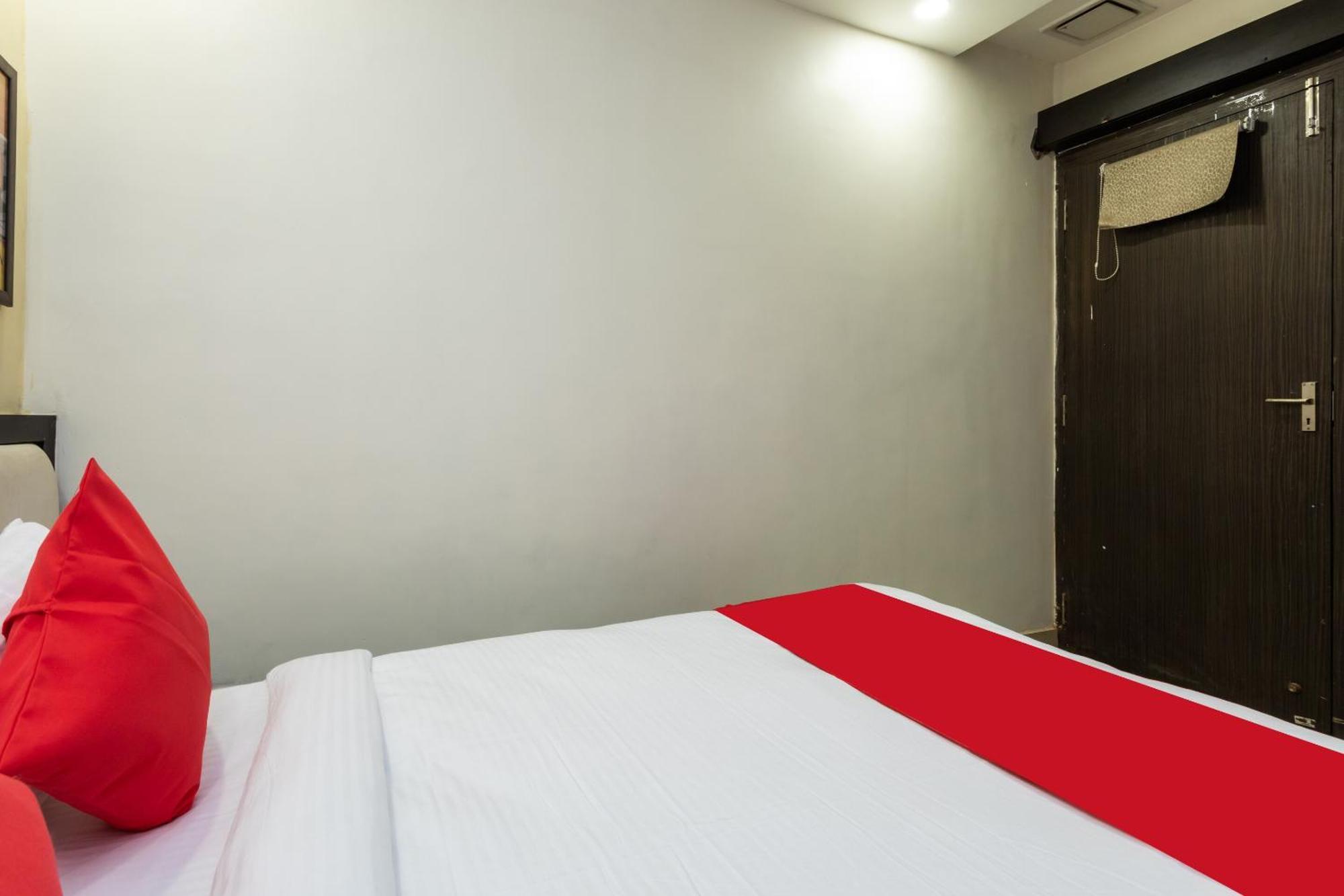 Spot On Hotel Trishla 보팔 외부 사진