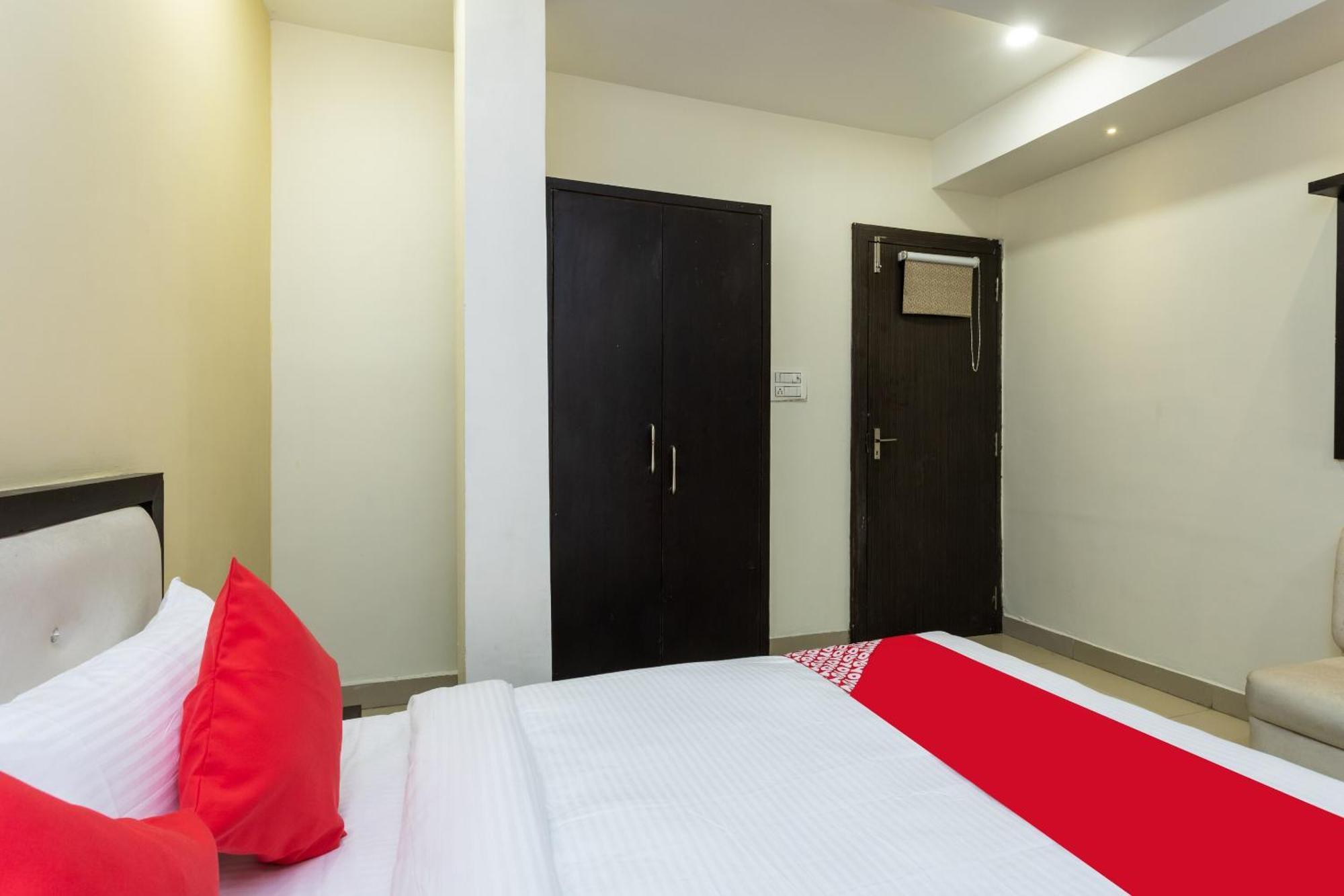 Spot On Hotel Trishla 보팔 외부 사진