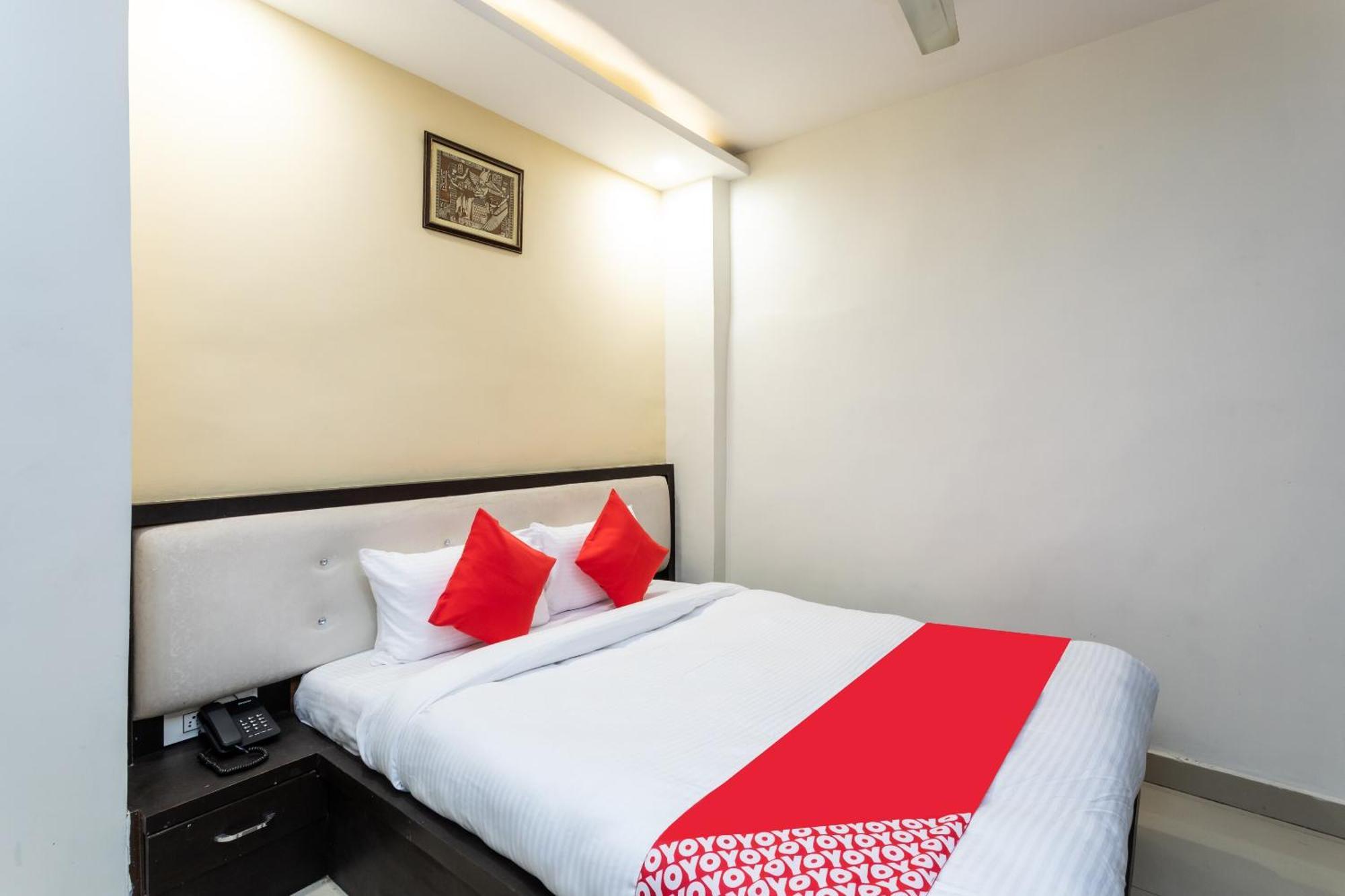 Spot On Hotel Trishla 보팔 외부 사진